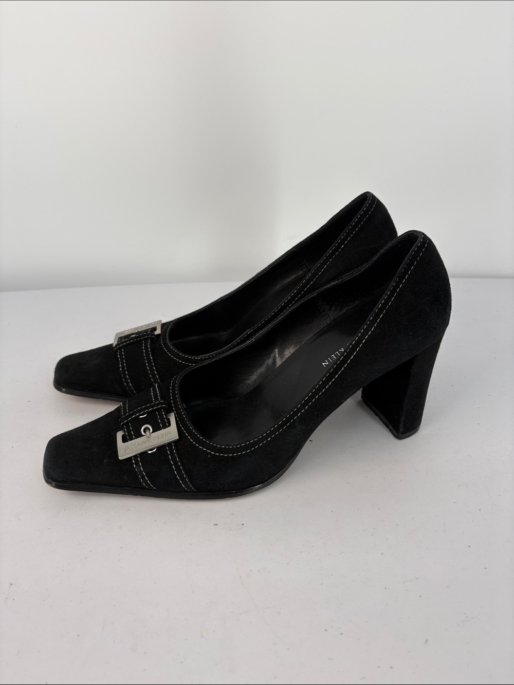 🐆Anne Klein Black Suede Block Heel Silver Buckle flat square toe elongated